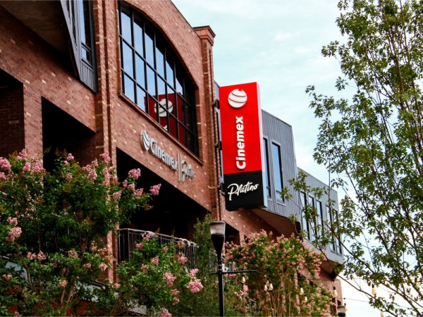 Cinemex Platino