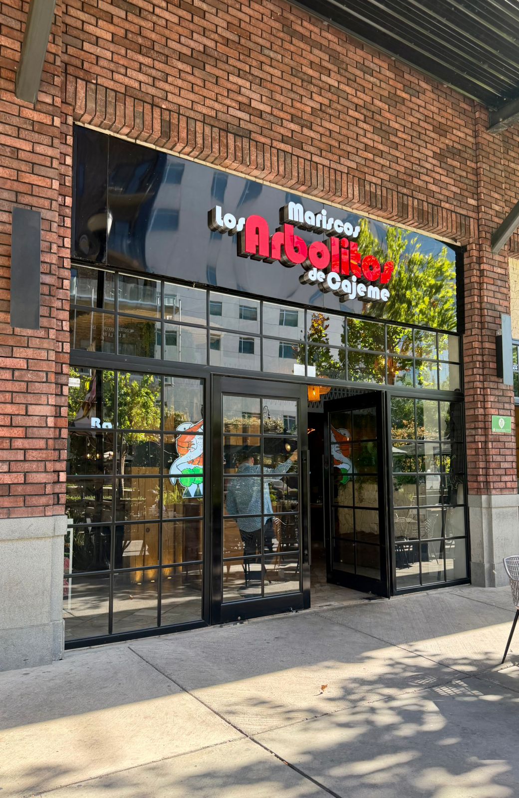 Los Arbolitos